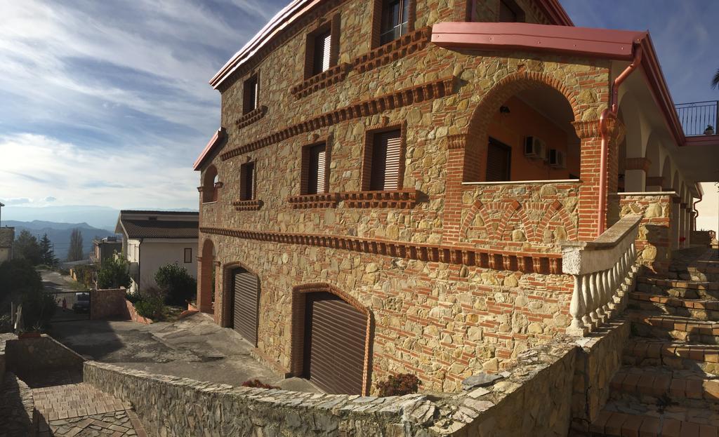 B&B Castello Michelina San Nicola dellʼAlto エクステリア 写真
