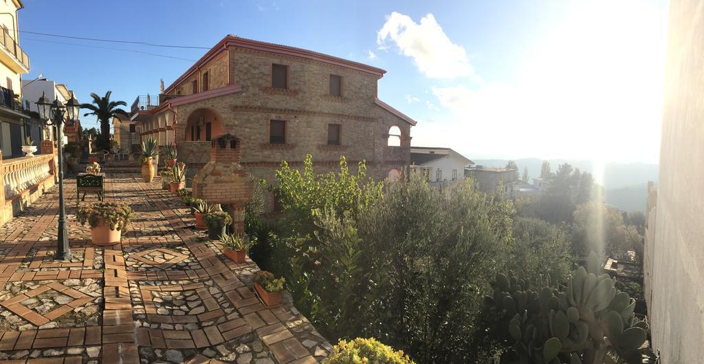 B&B Castello Michelina San Nicola dellʼAlto エクステリア 写真