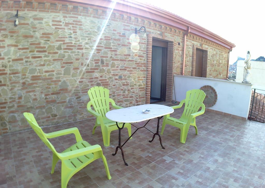 B&B Castello Michelina San Nicola dellʼAlto エクステリア 写真