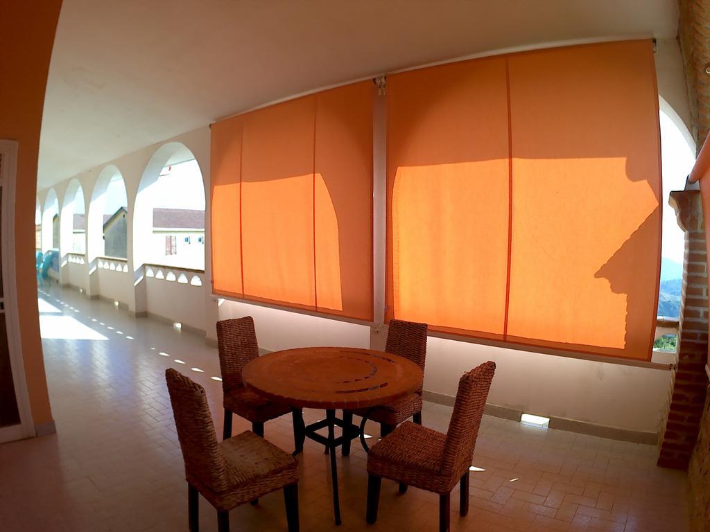 B&B Castello Michelina San Nicola dellʼAlto エクステリア 写真